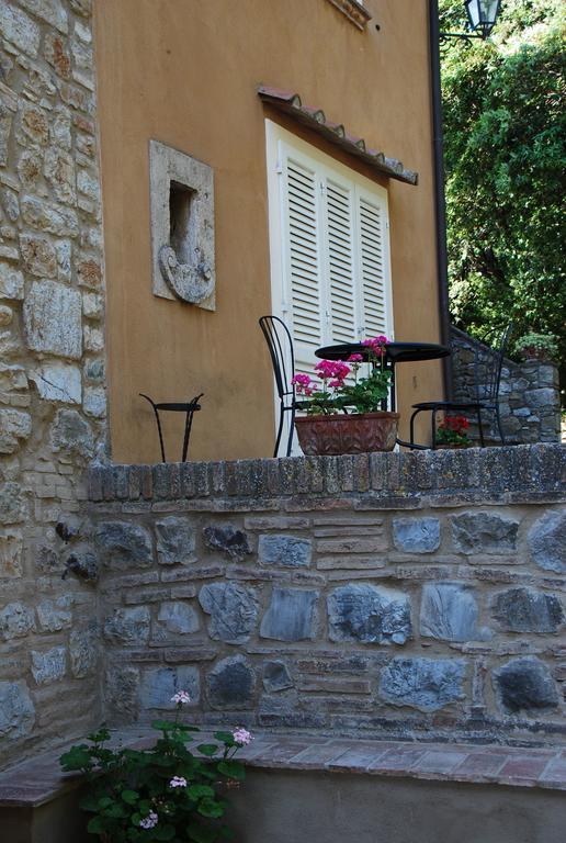 La Locanda del Barbagianni Santa Luce Bagian luar foto